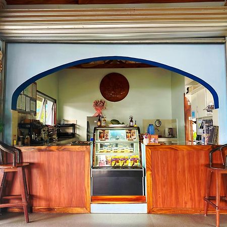 Casa Rosa Inn And Restaurant 泰泰 外观 照片