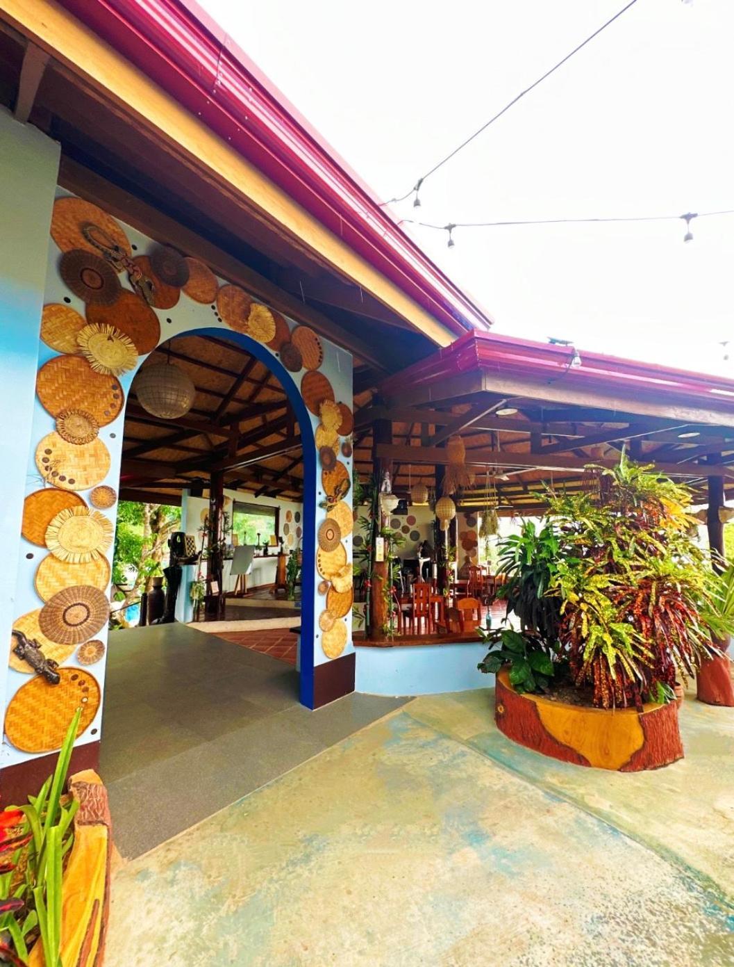 Casa Rosa Inn And Restaurant 泰泰 外观 照片